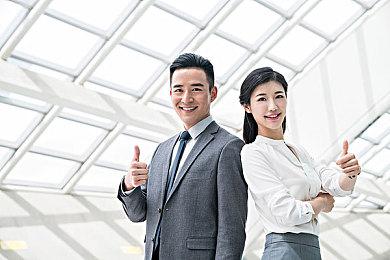 《F1 2021》公布新宣传视频 法拉利车手赛恩斯出镜